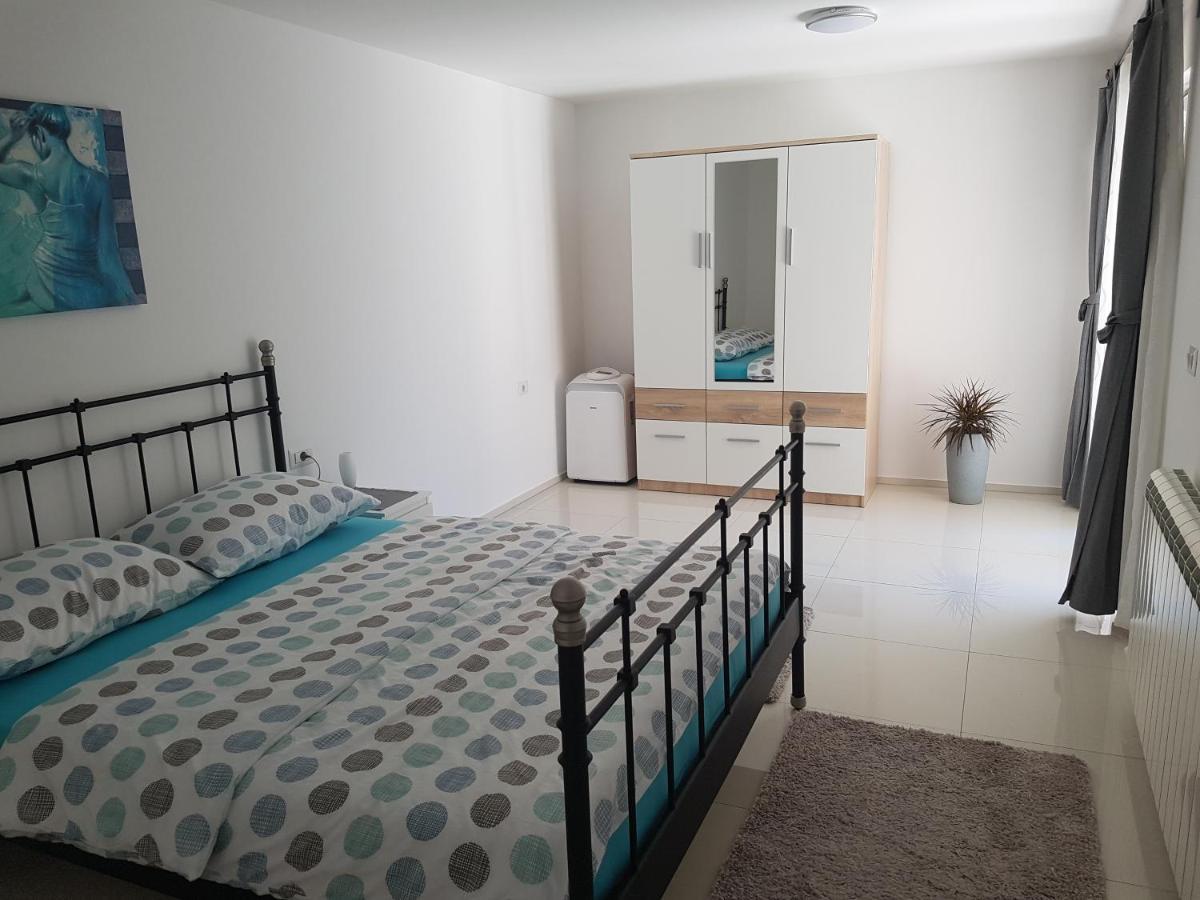 Zagar Apartment โปเรช ภายนอก รูปภาพ